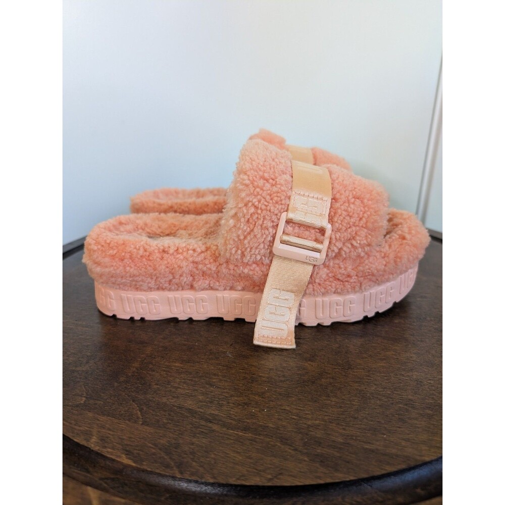 UGG Fluffita Platform Slides Slippers Sandals Coral 8 EU 39 Sherpa Wool Preppy